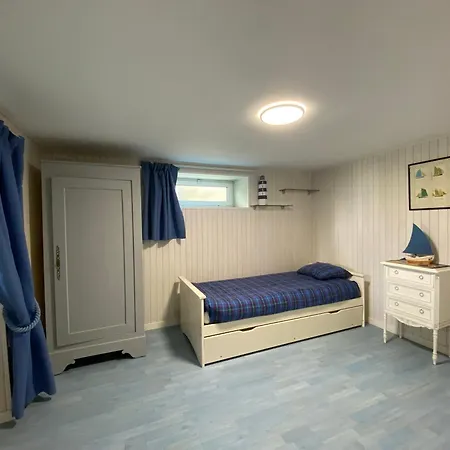 Maison Familiale Typique à 200m De La Benoît *